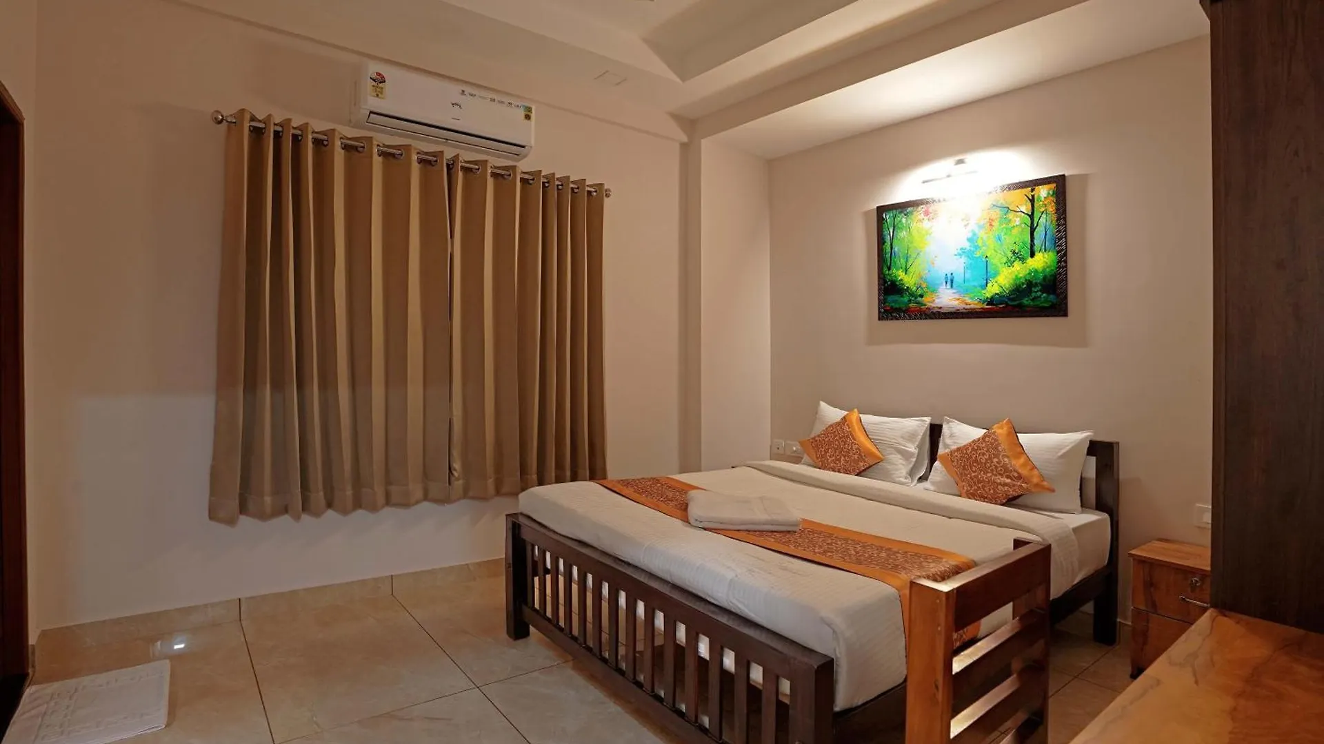 Greenview Velora Suits Kochi 0*,