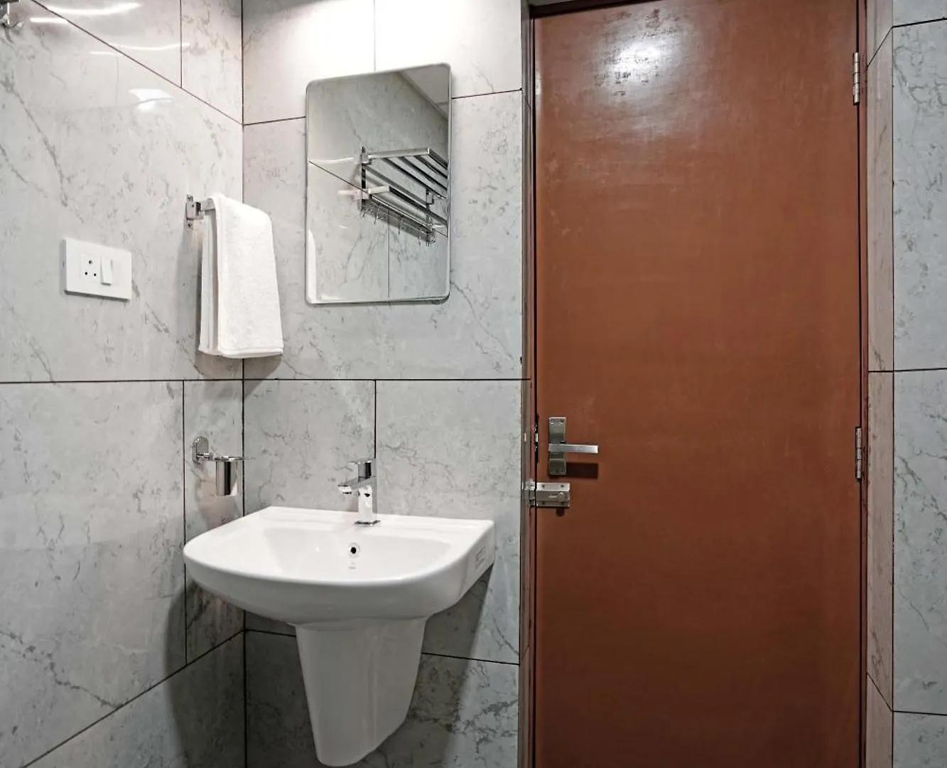 Greenview Velora Suits Kochi