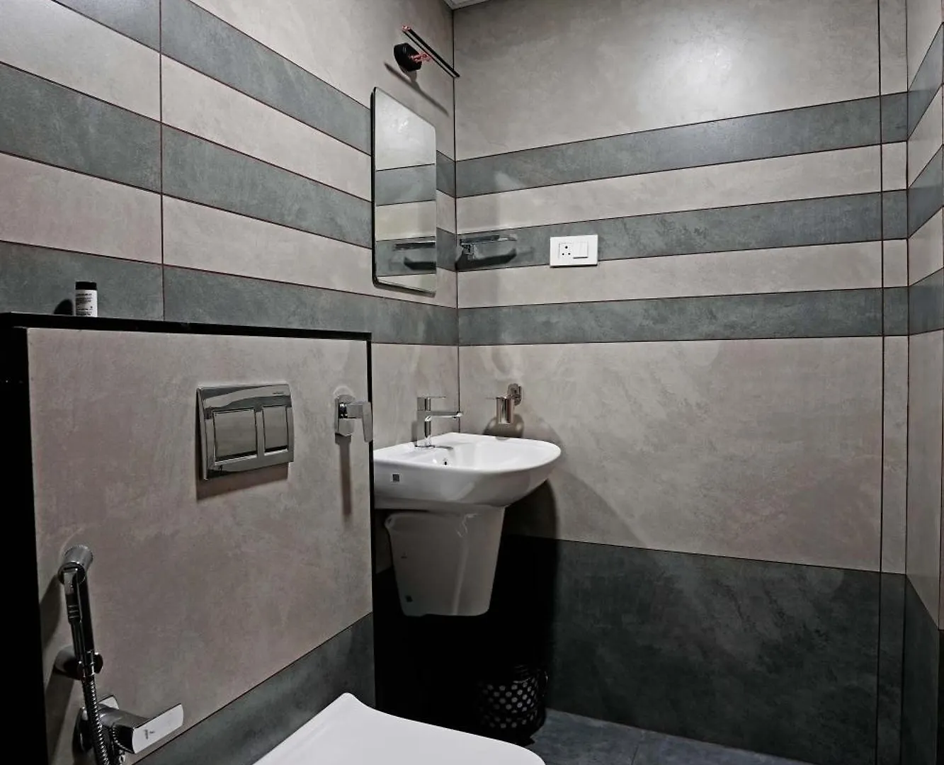 Greenview Velora Suits Kochi Apartment